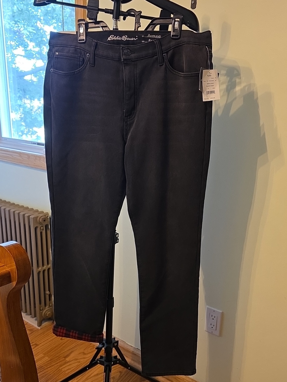Eddie Bauer Women's Black Straight-Leg Fleece lined Jeans